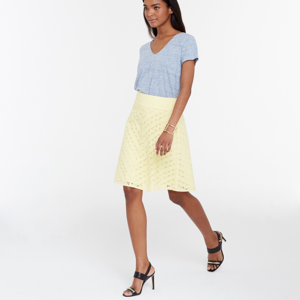 Ann Taylor yellow eyelet lace chevron skirt!